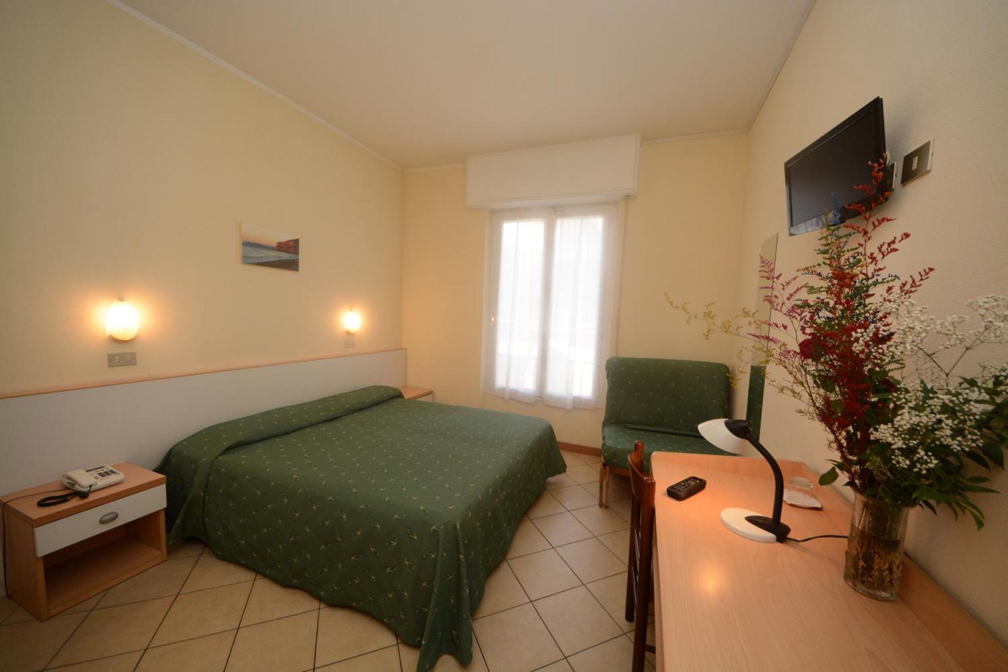 Bike & Family Hotel Derby Finale Ligure Exterior foto