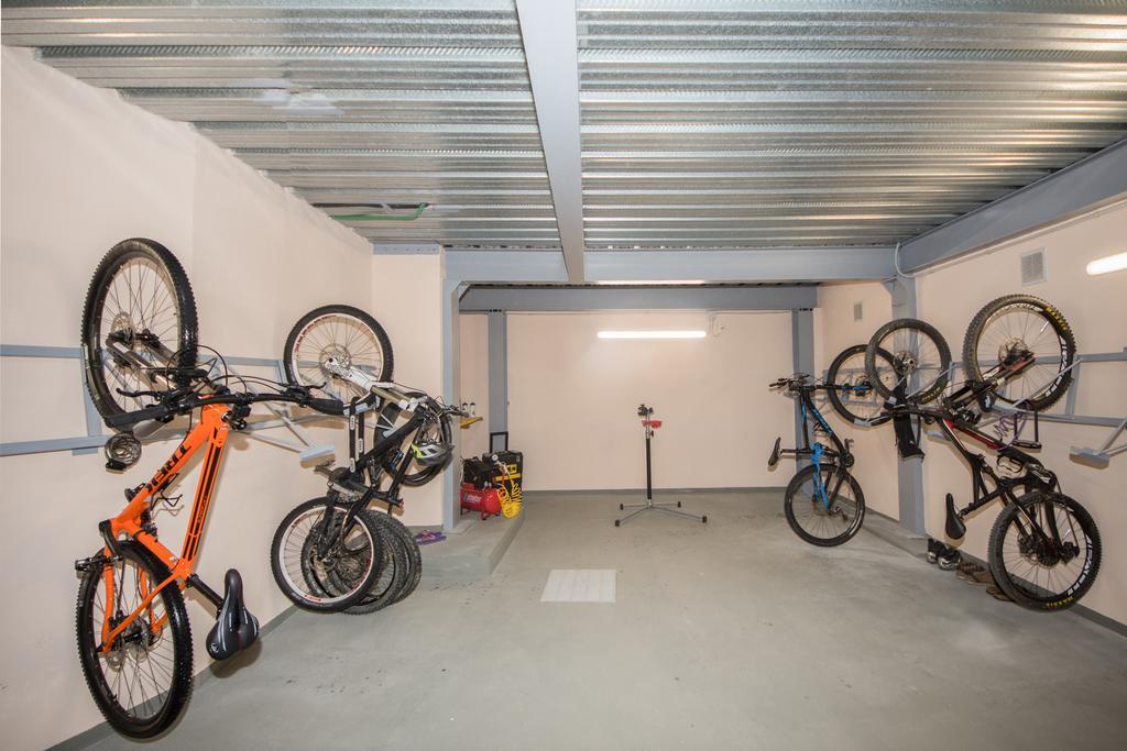Bike & Family Hotel Derby Finale Ligure Exterior foto